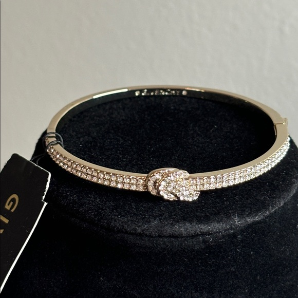 NWT Givenchy Silver Crystal Knot Hinged Bangle Bracelet - Picture 1 of 6